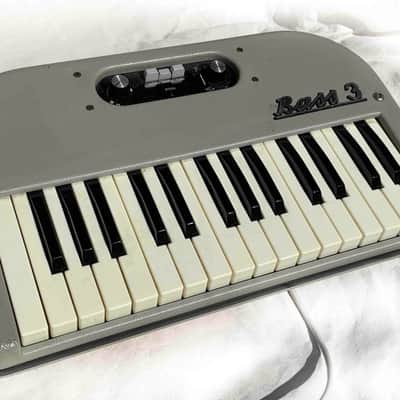 Hohner Bass 3 220v version PRO SERVICED/WARRANTY image 8