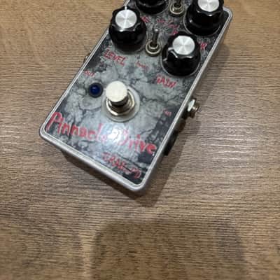 Crab Pinnacle Overdrive drive Custom Boutique Distortion Preamp Marshall Sound Amp in a box image 4