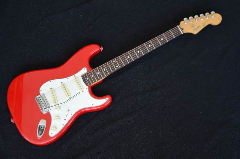 Fender/Squier Stratocaster 1960s Vintage Style*rare model made in Japan*neck has a fine thick rosewood slab board!*100% original/mint condition/from first owner/frets are as new*looks/plays/sounds fantastic*affordable vintage Strat=BUY NOW! HAVE FUN! image 1