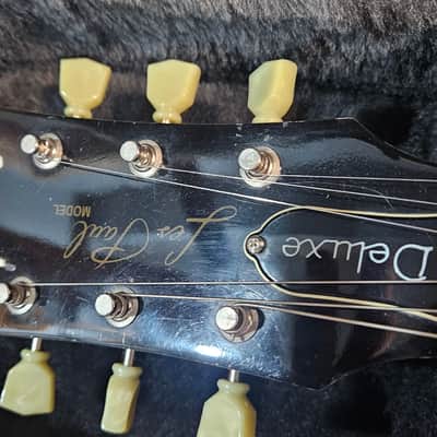 Gibson LesPaul Deluxe 2005 - Gold Top image 5