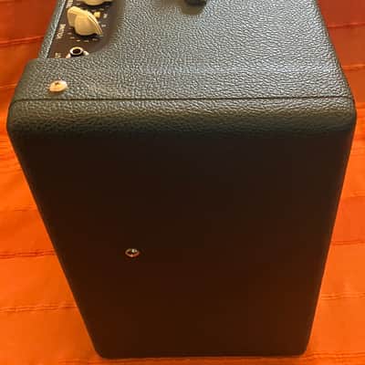 Fender Blues Junior IV Ltd 15W 1x12" Valve Combo in British Racing Green image 4