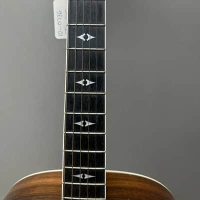 Taylor 810 B 2000 Brazilian Acoustic Guitar image 3