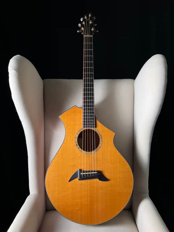 Breedlove CM