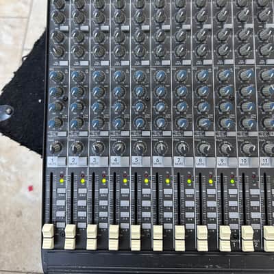 Mackie 1604 VLZ PRO 16 Channel 4 Bus Mixing Console - tested MADE IN USA (5211) image 4