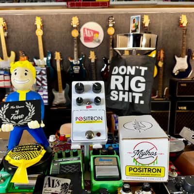 Mythos Pedals Positron Cascading Amplifier Distortion image 4