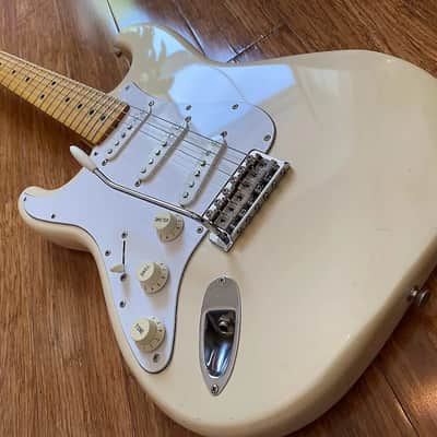 RARE LEFTY! 2004 Fender ST68-JH Left Handed Jimi Hendrix Strat - Crafted in Japan - Maple Cap Board / USA Texas Special Pickups image 6
