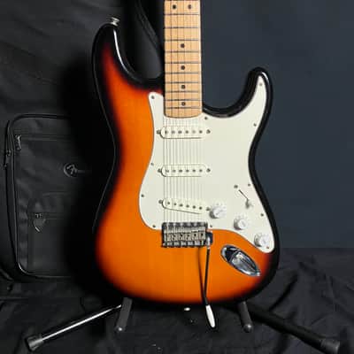 Fender California Series Stratocaster  - Sunburst - Made in USA 1997 image 1