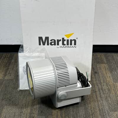 MARTIN PRO Exterior 400 Image Projector Narrow US - 7000 Lumen Outdoor Projector image 1