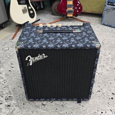 Fender Rumble 25 - 25-Watt 1x8" Bass Combo image 7