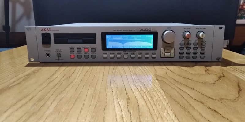 Akai S3000XL MIDI Stereo Digital Sampler 1996 | Reverb Canada