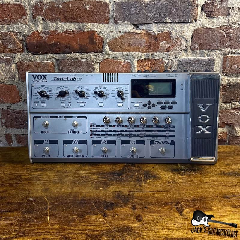 Vox ToneLab LE Multi-Effects Floorboard | Reverb Canada