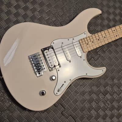 Yamaha Pacifica PAC112VM - Sonic Pink image 2