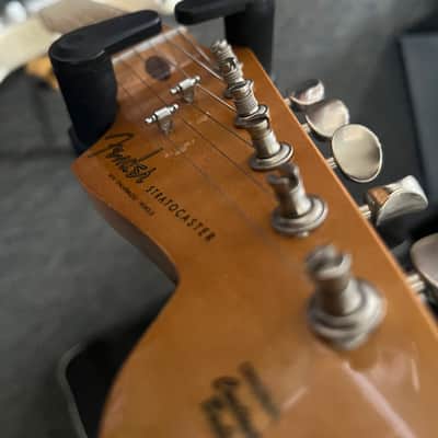 Fender Stratocaster 2015 - Olympic white image 7