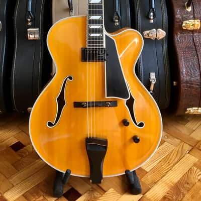 Takamine Archtop  jazz Natural image 1