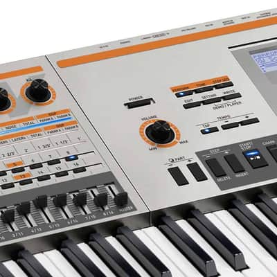 Casio XW-P1 61-Key Performance Synthesizer w. Keyboard image 5
