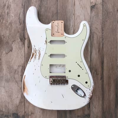 FRANCHIN Mercury guitar body Relic Aged Olympic White 100% Nitro Lacquer Cracks HSS Basswood Stratocaster-Strat-S-Style Made in Italy - Stock piece #23280826 image 4