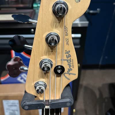 Fender 60th Anniversary American Jazz Bass 2005 - 2006 - 3-Color Sunburst image 3