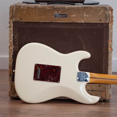 2023 Fender USA American Professional ii 2 HSS Stratocaster - in White Bild 3