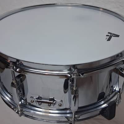 Pearl 5.5x14" Chrome Over Steel Snare Drum - 10 Lugs - New Heads image 4