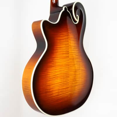 Monteleone 1994 Grand Artist #147 (First One Ever Built) image 7