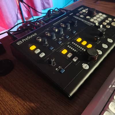 PreSonus Monitor Station V2 Desktop Monitor Controller 2014 - Present - Black image 1
