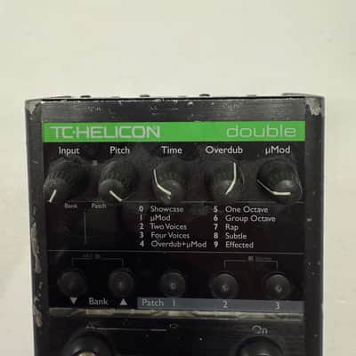TC Helicon Voicetone Double Doubler Overdubbing Vocal Effect Pedal + PSU image 2