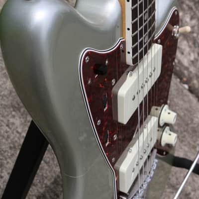 Fender American Vintage "Thin Skin" '65 Jazzmaster 2016 - 2018 - Inca Silver image 14