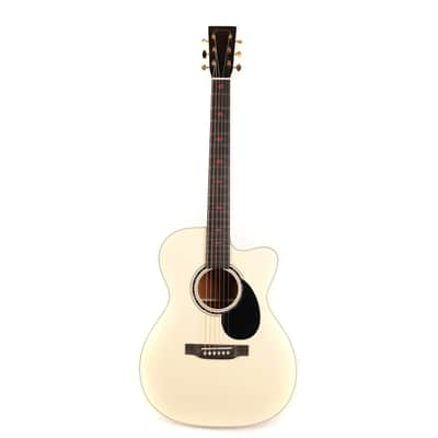 Martin Custom Shop OM 14-Fret Antique White NAMM 2025 image 2