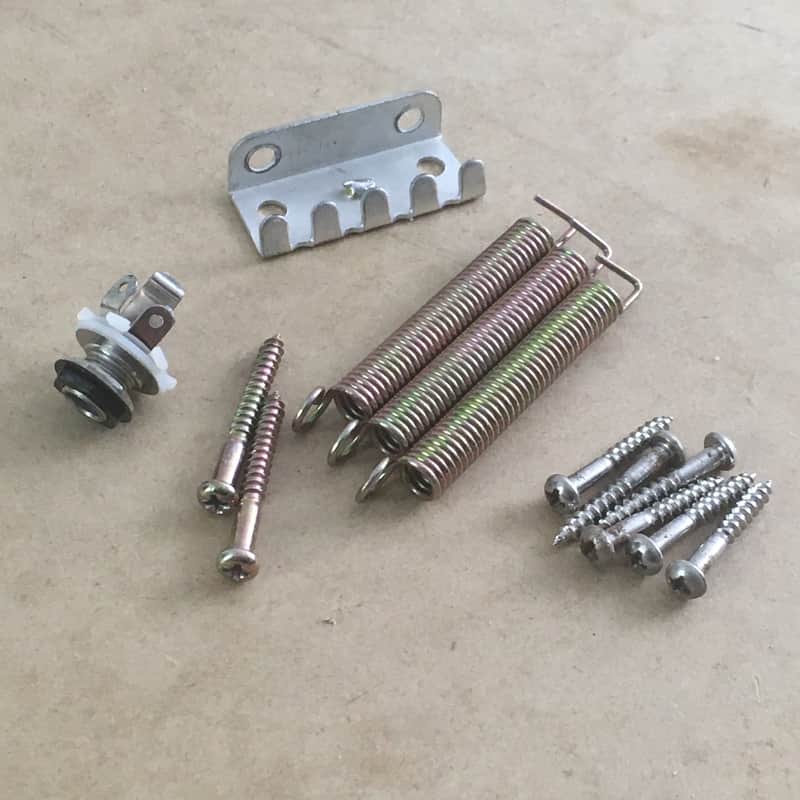 NOS Non Aged Relic Tremolo Bridge 3 Springs Kit Claw For Fender Strat Squier Korea image 1