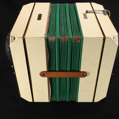Bondonika Accordian vintage USED image 6