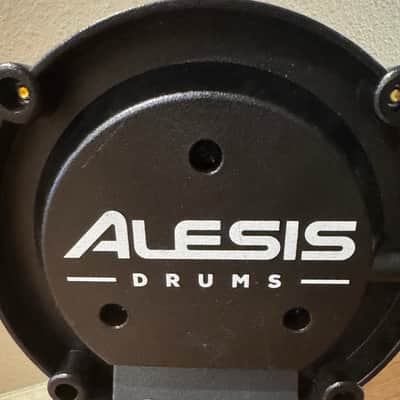 Alesis 8" White Mesh Bass Kick Drum Pad for Forge, Nitro, Nitro Max Kits image 8