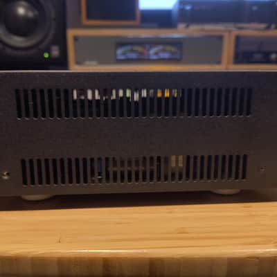 Lynx Hilo Reference A/D D/A Converter System with LT-TB Thunderbolt Card 2010s - Silver image 3