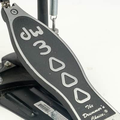 DW 3000 Series Double Bass Drum Pedal – DWCP3002 – Dual Chain Drive image 2