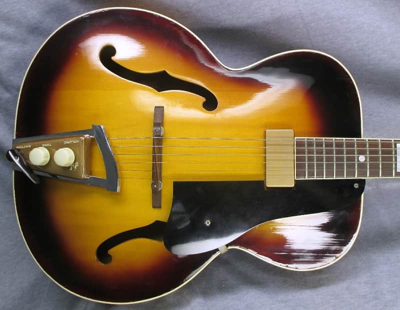1940's Vega Duo-Tron Jazz Box with original case image 1