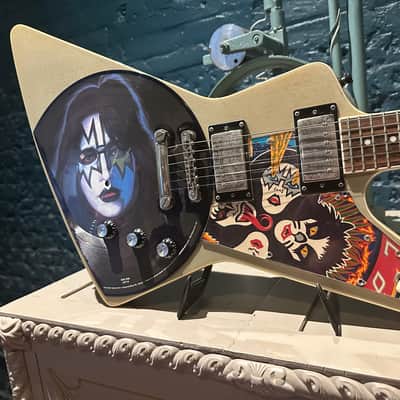 Epiphone, Custom Shop Explorer Pro Ace Frehley Tribute 2013 - TV Silver Kiss image 9