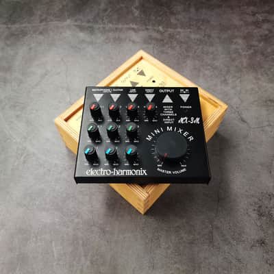 Electro-Harmonix MX-3M Mini Mixer 4 Channel Mixer - Wood Box image 11