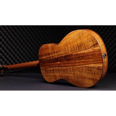 Taylor Custom #30 C16CE Grand Symphony Acoustic Electric Guitar image 16