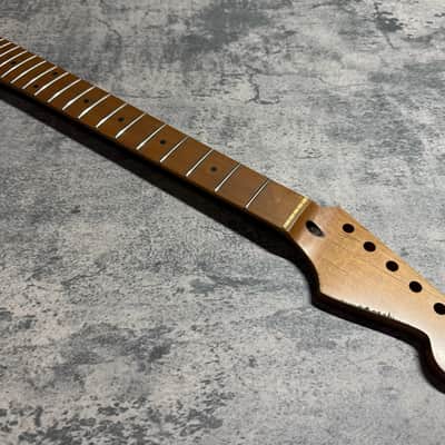 Real Life Relics Nitro Roasted Maple Strat® Stratocaster Neck Maple W Maple Fingerboard Rounded Fret Ends SRMM22 #2