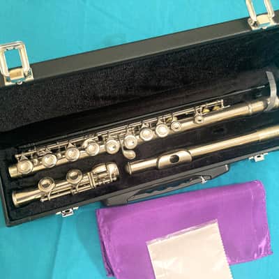 Bundy-Nickel Plated Student Flute-Overhauled-Made in USA c.1970-with New Case! image 8