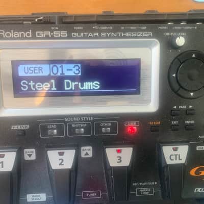 Roland GR-55 Guitar Synthesizer 2012 - Present - Black