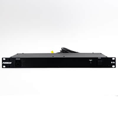 Furman M-8X Merit Series 8 Outlet Power Conditioner and Surge Protector image 1