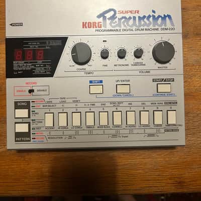 Korg Super Percussion - Programmable Digital Drum Machine DDM-220 1985 - Grau