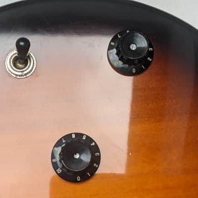 DeArmond M-65 - 1999 - Tobacco Burst - Setup - New Strings - By Guild - image 11