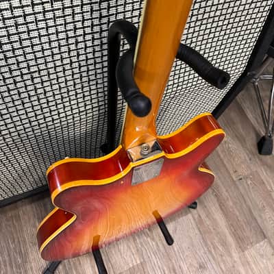 Fender Coronado II with Maple Fretboard 1967 - Sunburst image 15