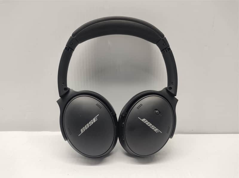 Bose Quiet Comfort 45 Wireless Headphones 2023 - Black image 1