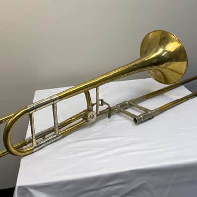 Bach 42BO Stradivarius Series Tenor Trombone with Open Wrap F Attachment Standard Rotor Valve 2010s - Clear Lacquered Brass image 2