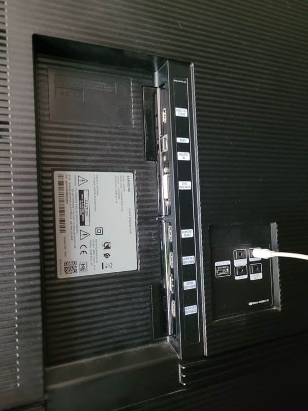 Samsung professional display QM55R 2019 image 1