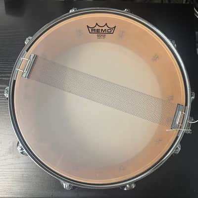 Yamaha Maple Custom Absolute 5.5x14" Snare Drum Plum Finish image 4