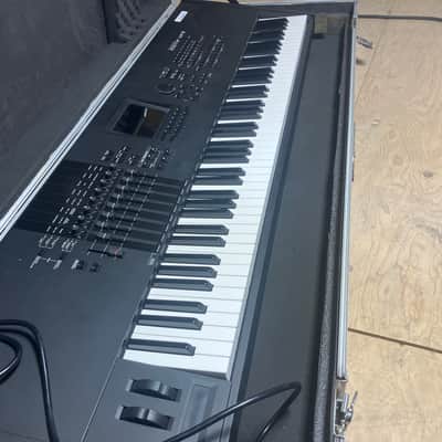Yamaha Motif XF 8 Production Synthesizer 2010s - Gray image 2