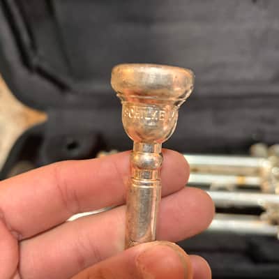 Bach BTR411S Advanced Bb Silver Trumpet w Case image 13